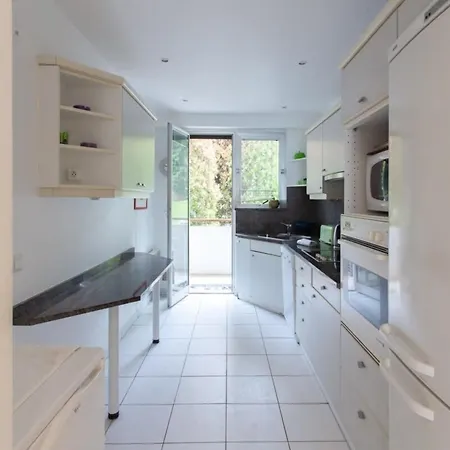 Mirandole Furnished Flat דירה ואלאוריס